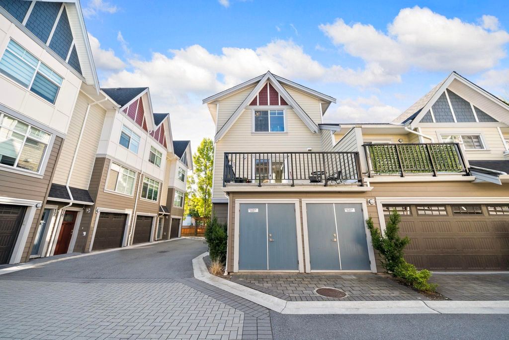 listing image 1103698876171929247