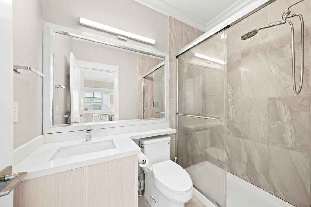 listing image 1107095857334167781