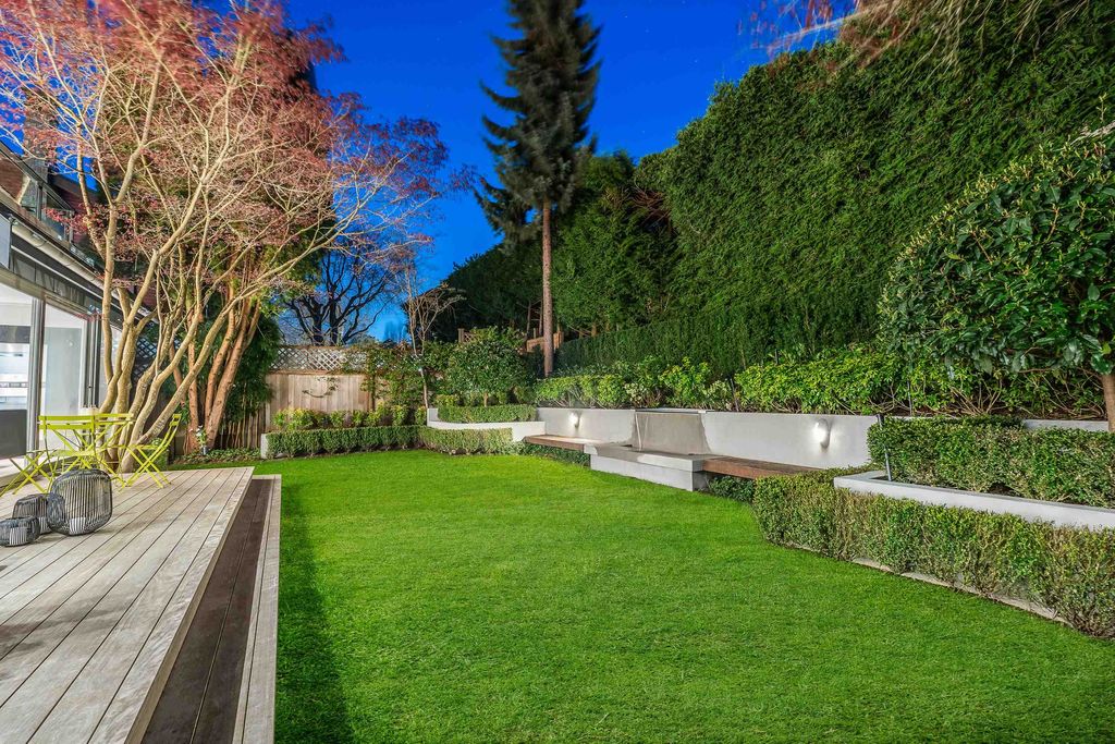 listing image 1100282475345473875