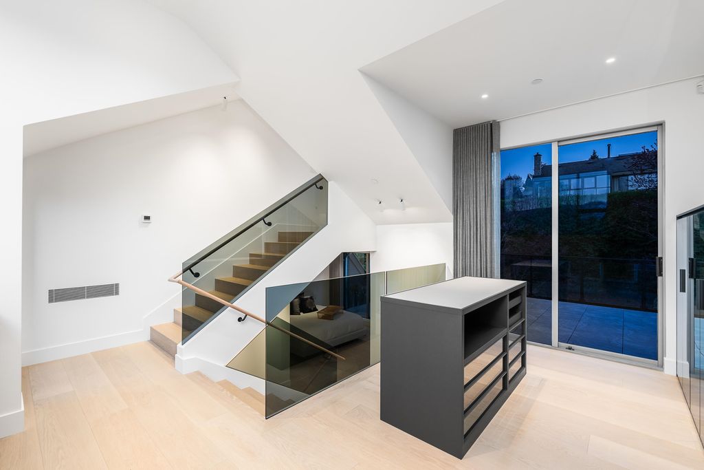 listing image 1105126985170317016