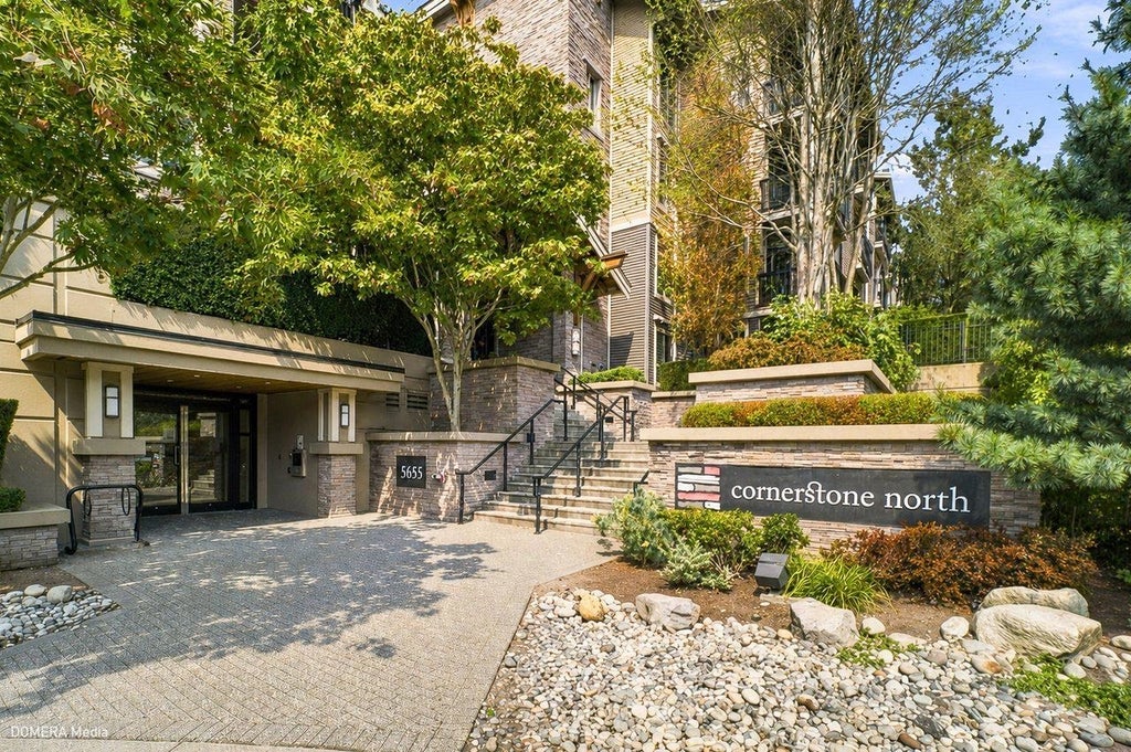 Photo of 5655 210a Street #305, Langley, BC V3A 0G4 (MLS # R3166061)