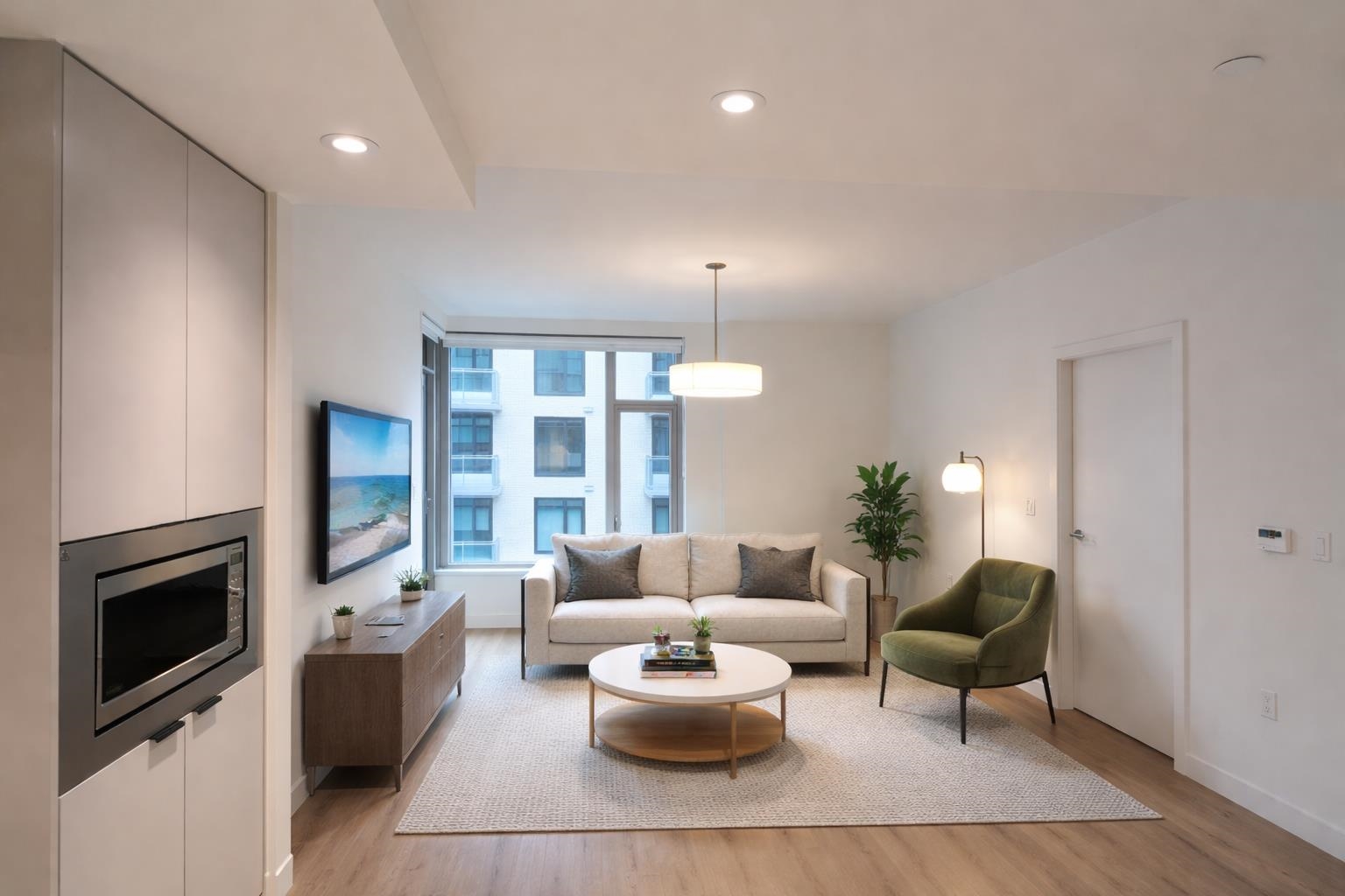 755 Harbourside Drive 425