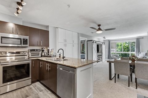 11665 Haney Bypass 313 Maple Ridge BC V2X 8W9