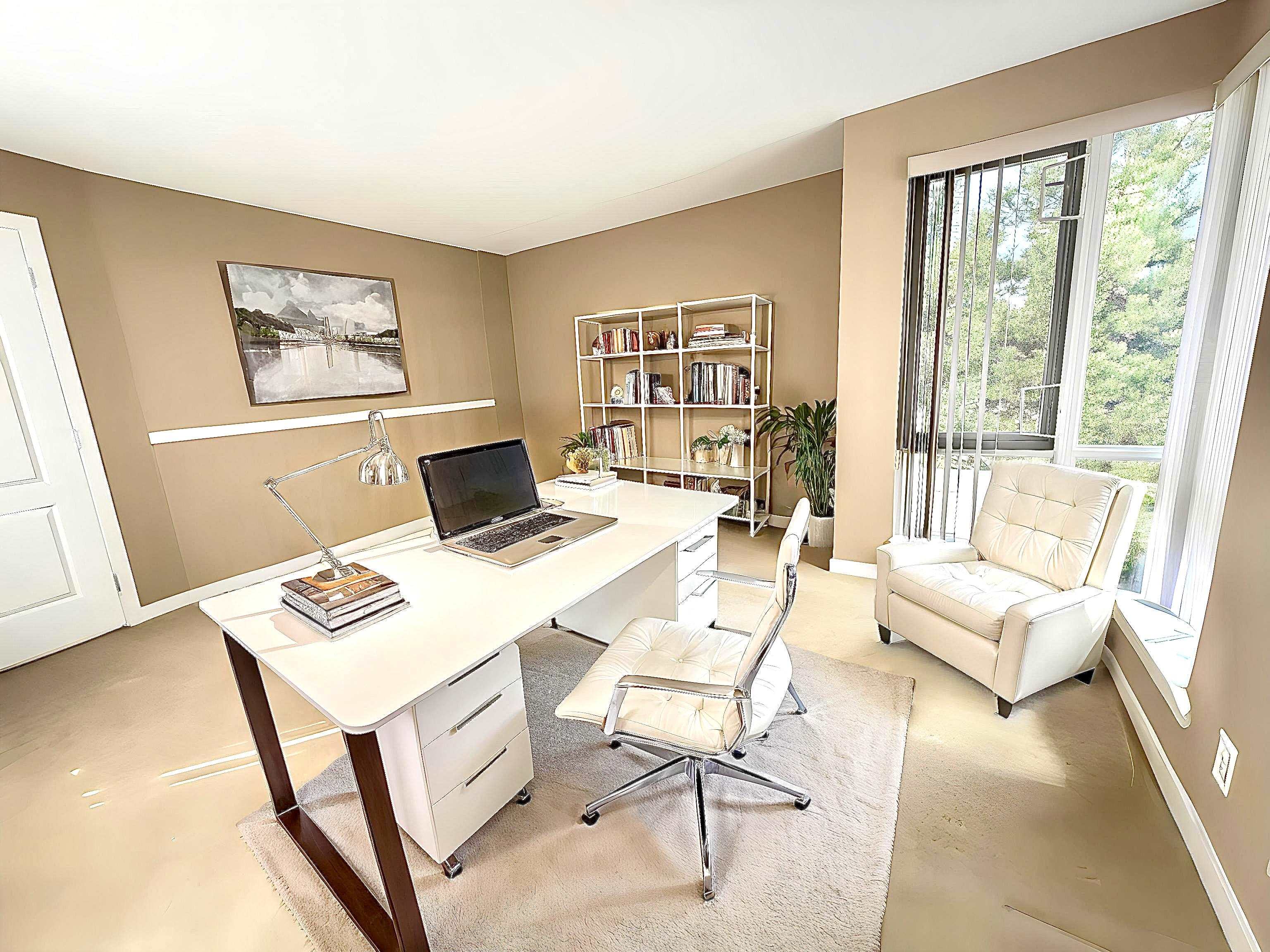 2089 Rosser Avenue TH13