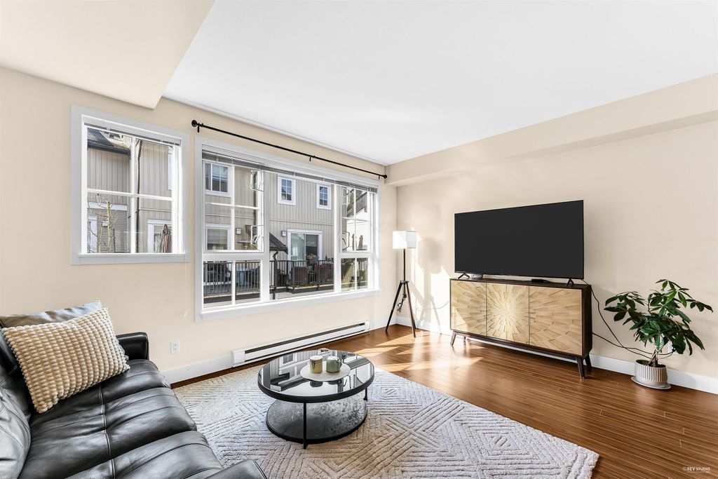 listing image 1106785651641368524
