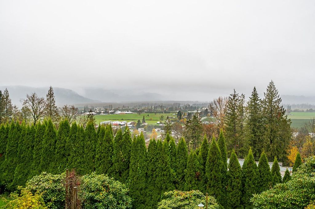 listing image 1109145007994317476