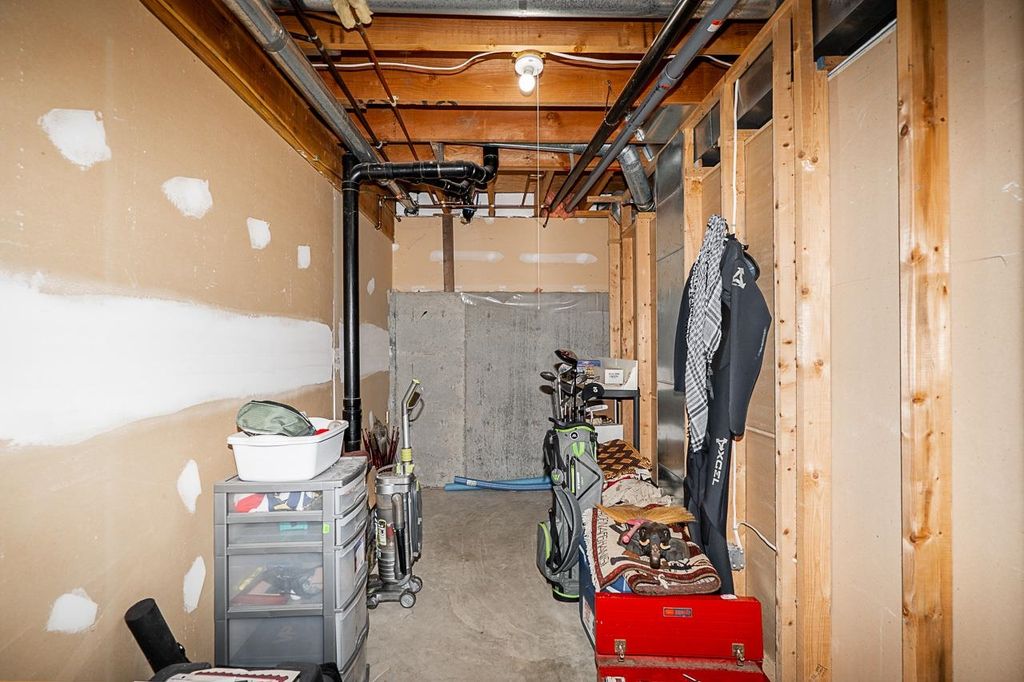 listing image 1103326089293503111