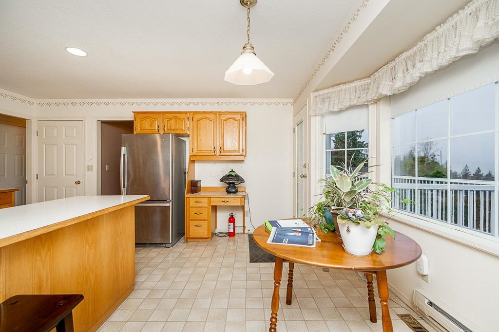 listing image 1104850264582499334