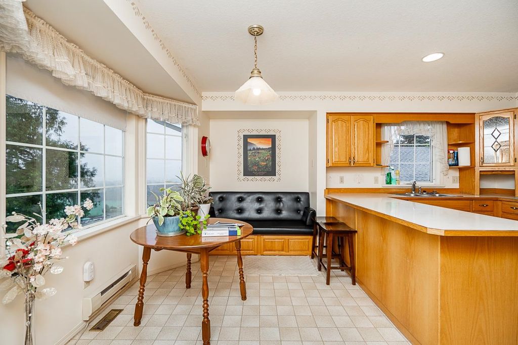 listing image 1108105449919401959