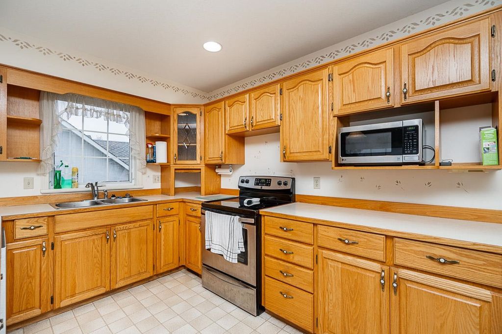 listing image 1106744763283614099