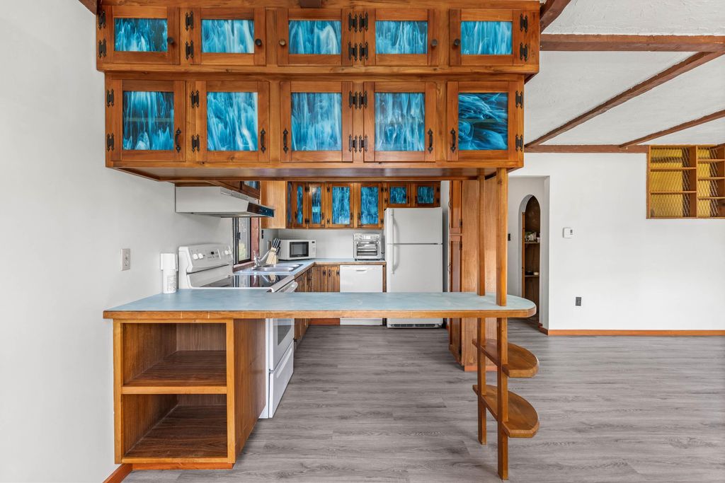 listing image 1100368271923425149