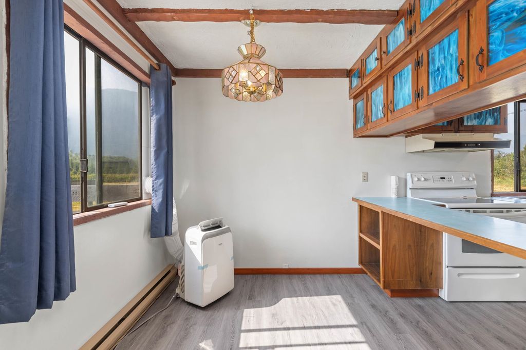 listing image 1109773927584492735