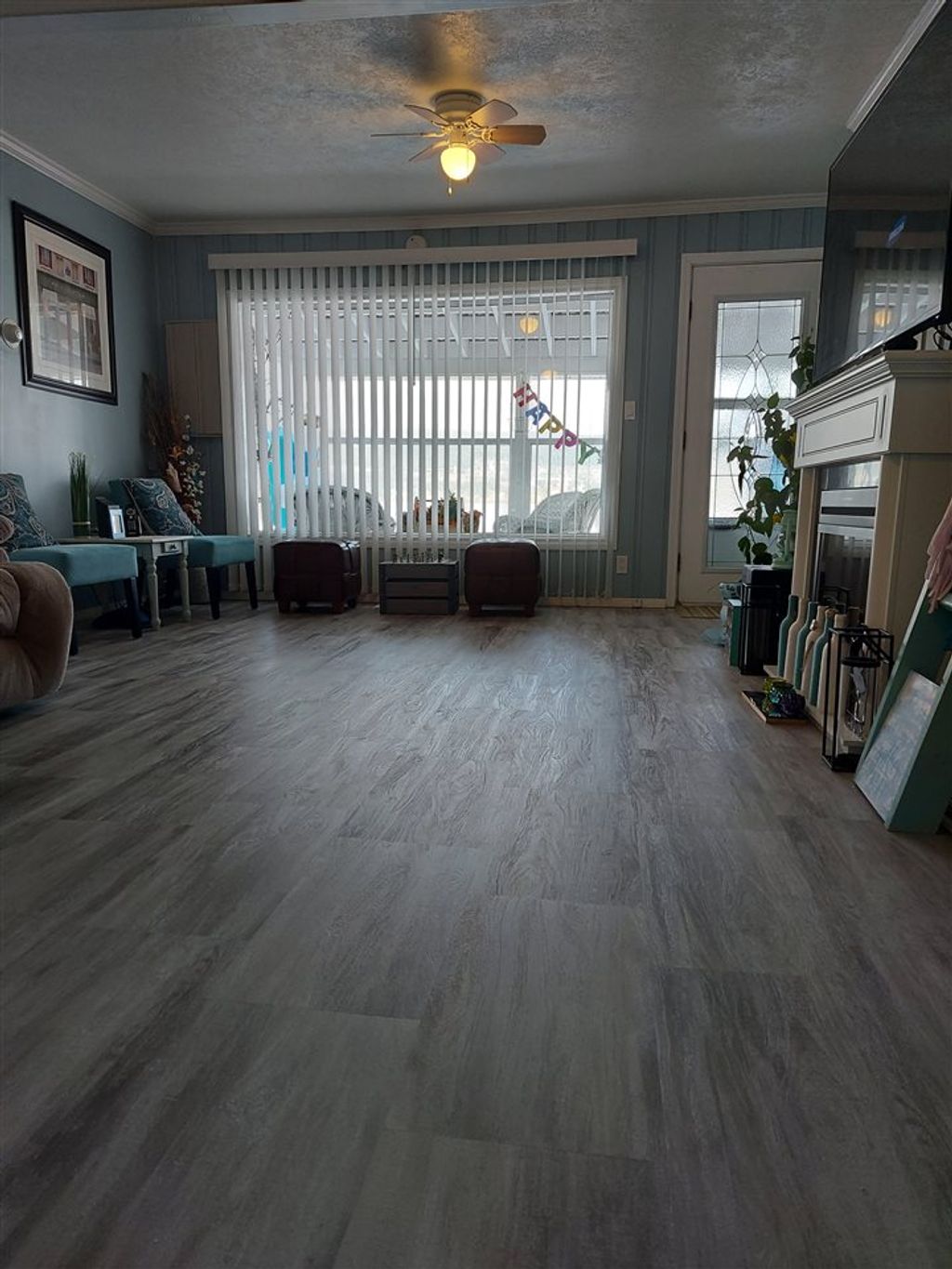 listing image 1101040462395829281