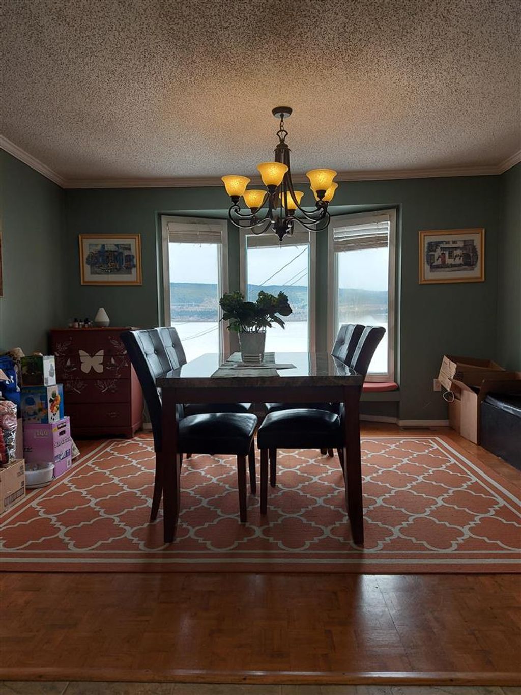 listing image 1108523152503503966