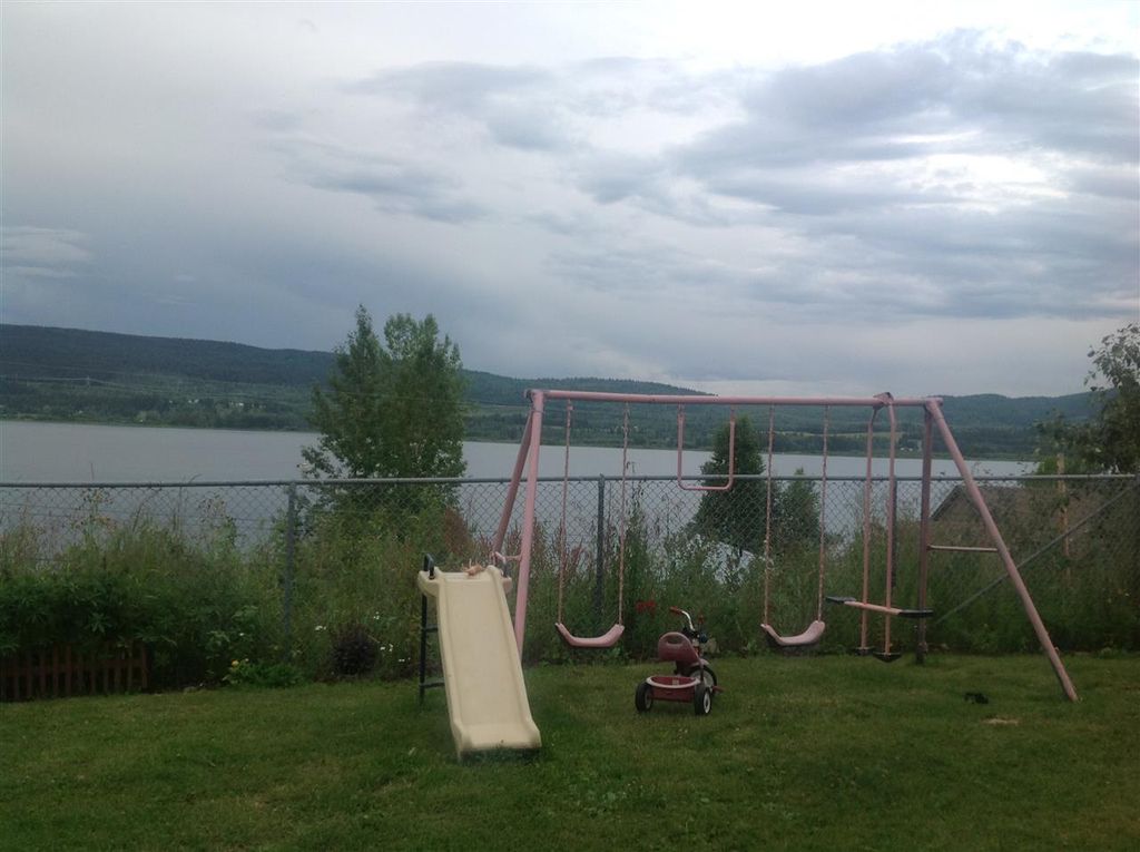 listing image 1100298018960994236