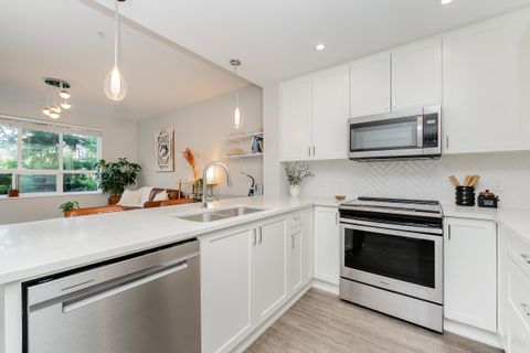 2180 Kelly Avenue 3223 Port Coquitlam BC V3C 0S4