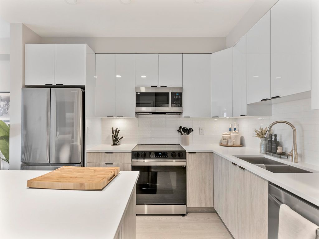 listing image 1106724360548625238