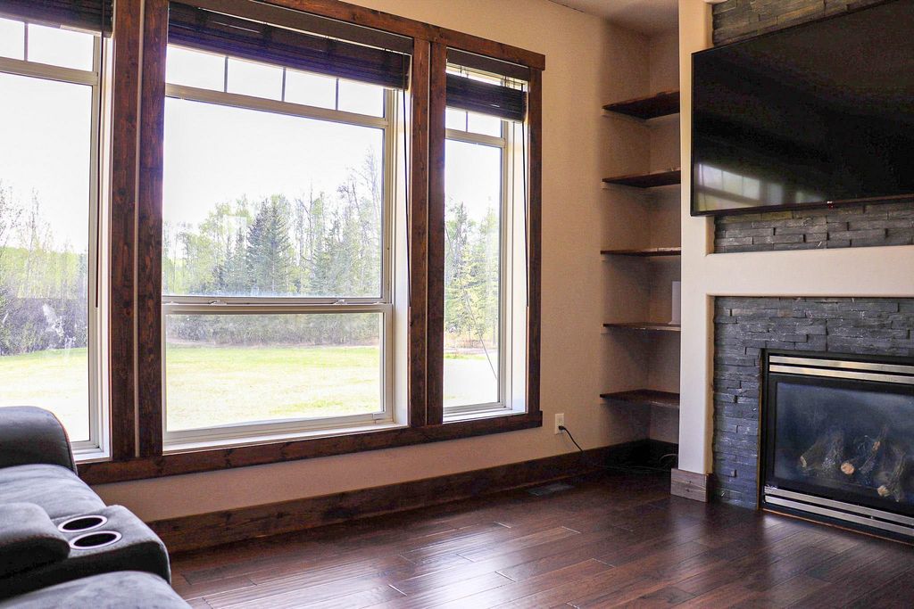 listing image 1100983282285980335