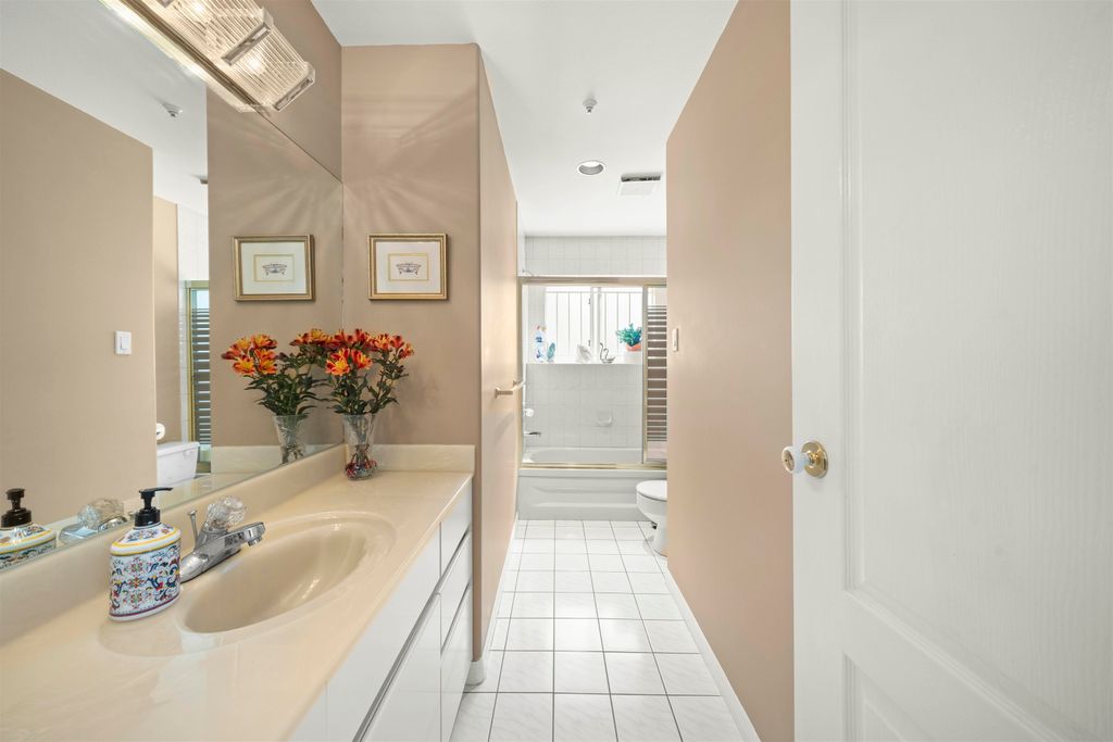 listing image 1100325418525584635