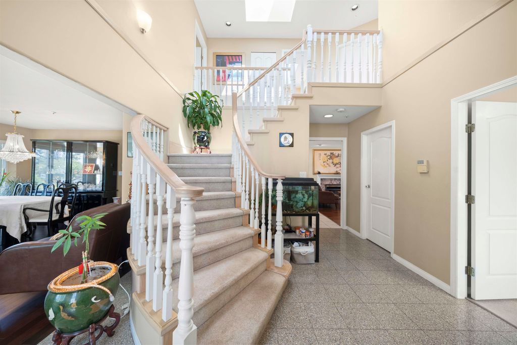 listing image 1105657926314468622