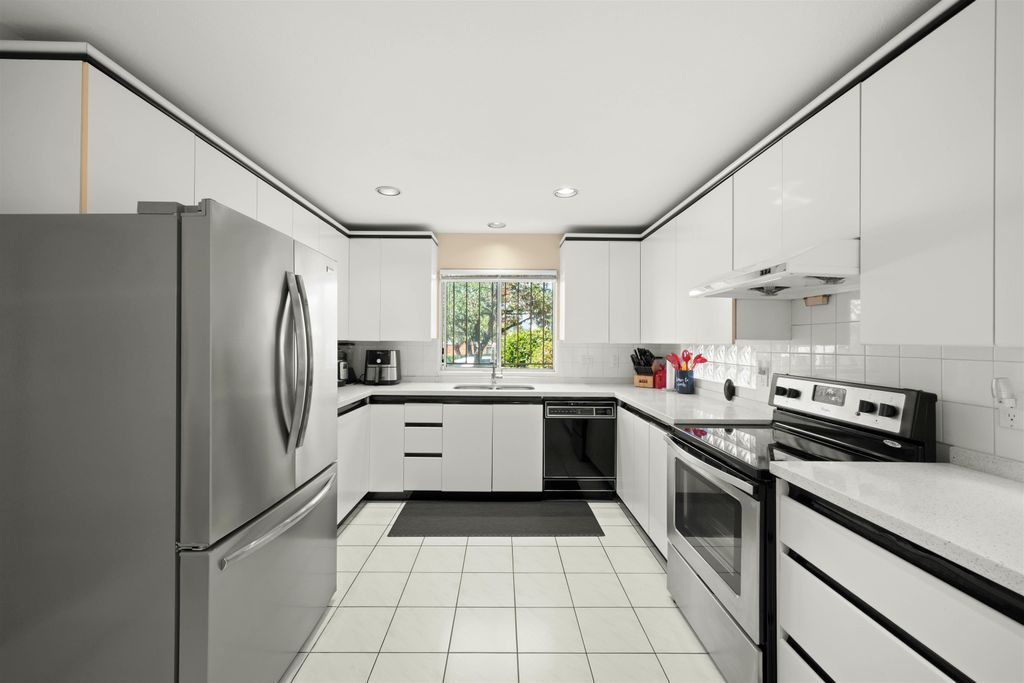 listing image 1105316950831343665