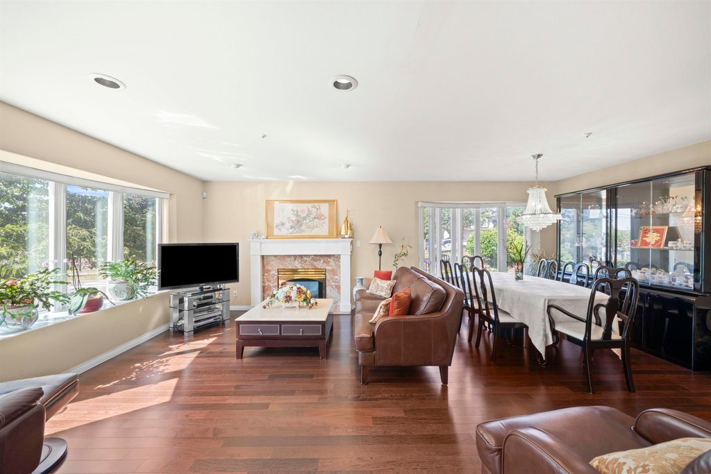 listing image 1108827361980442256