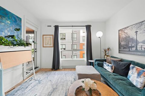 3131 Murray Street 422 Port Moody BC V3H 0L9