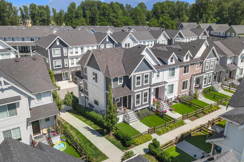 Photo of 8173 Foxfern Road, Chilliwack, BC V2R 6G6 (MLS # R3147885)