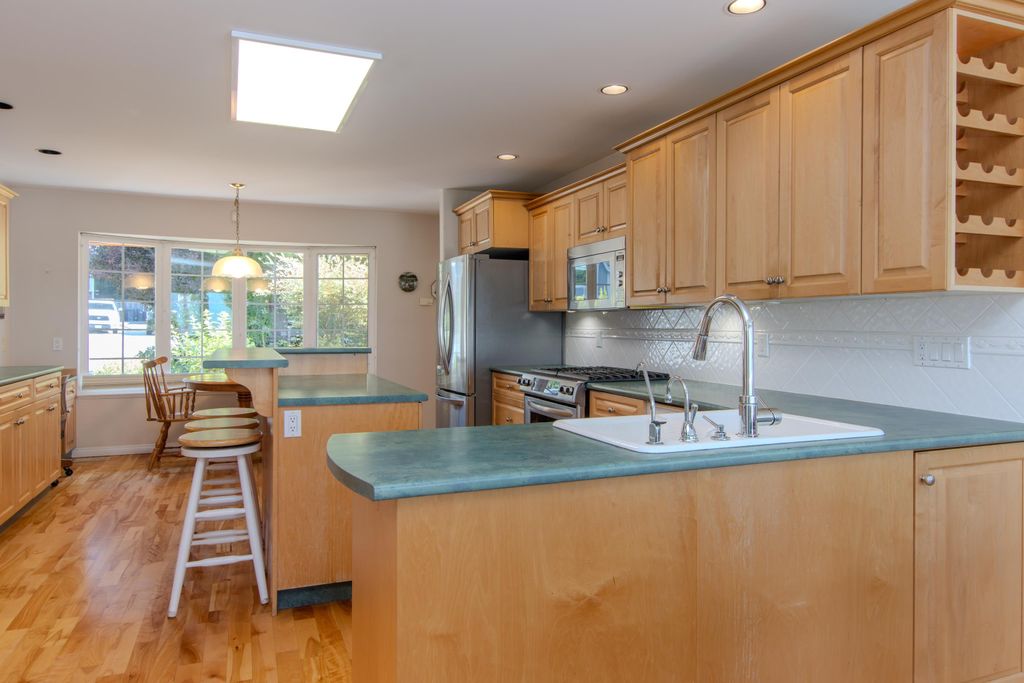 listing image 1101726173747558028