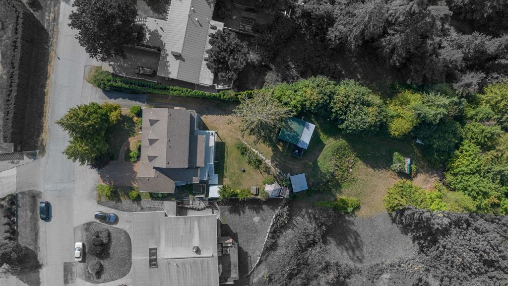 listing image 1103627724890104731