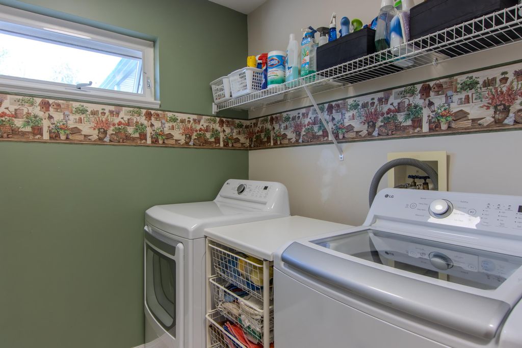 listing image 1101429450169187230