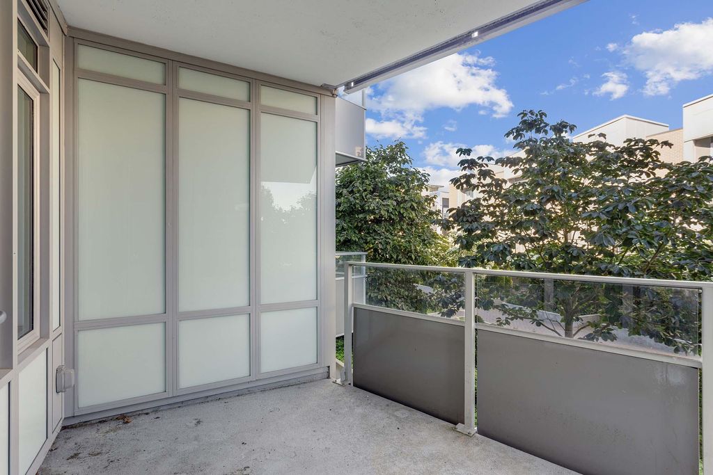 listing image 1100249165126883911