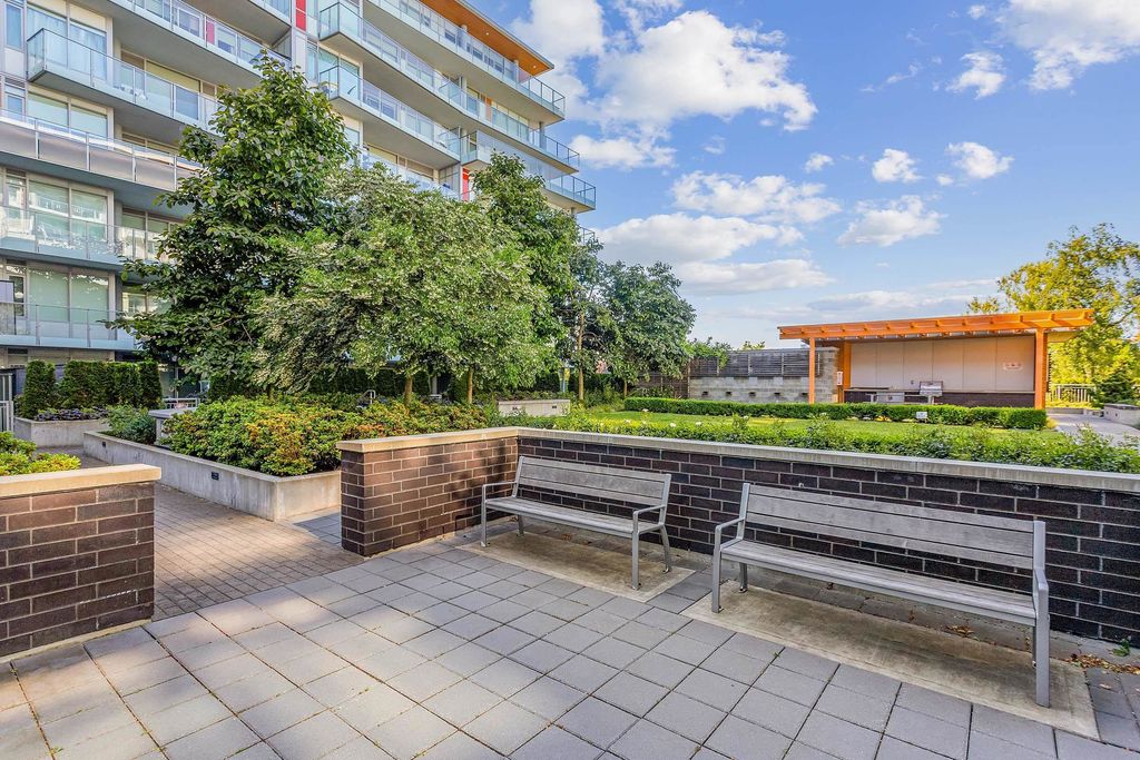 listing image 1109673980294526048
