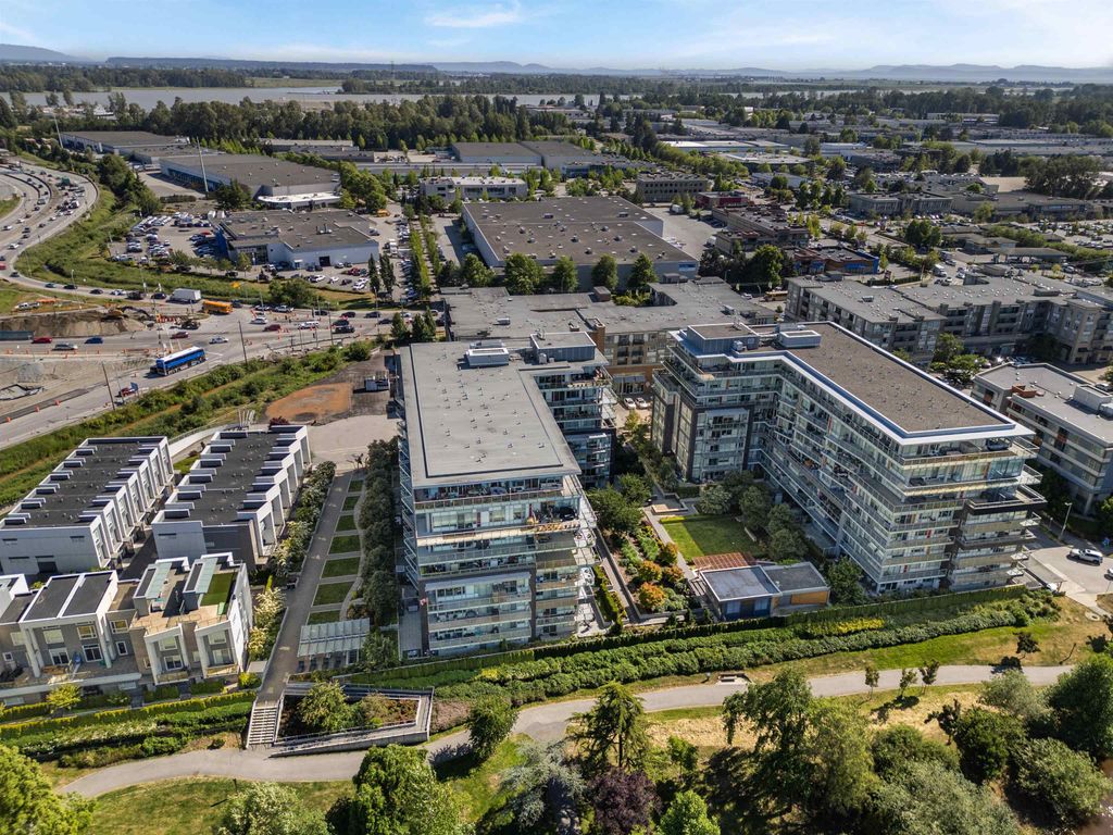 listing image 1101876197744138128