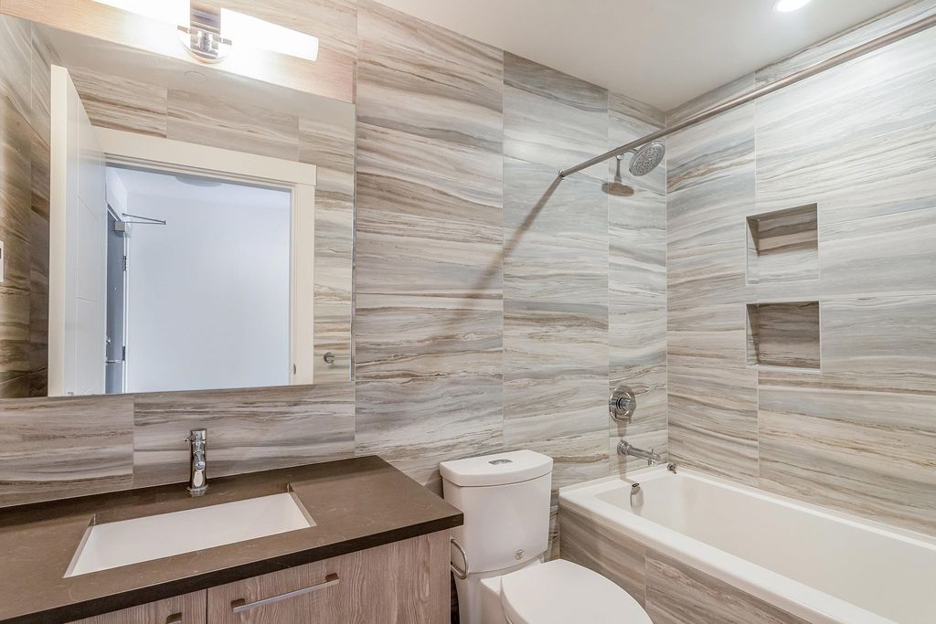 listing image 1107788725785181563
