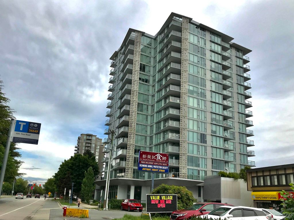 listing image 1104456430725295616