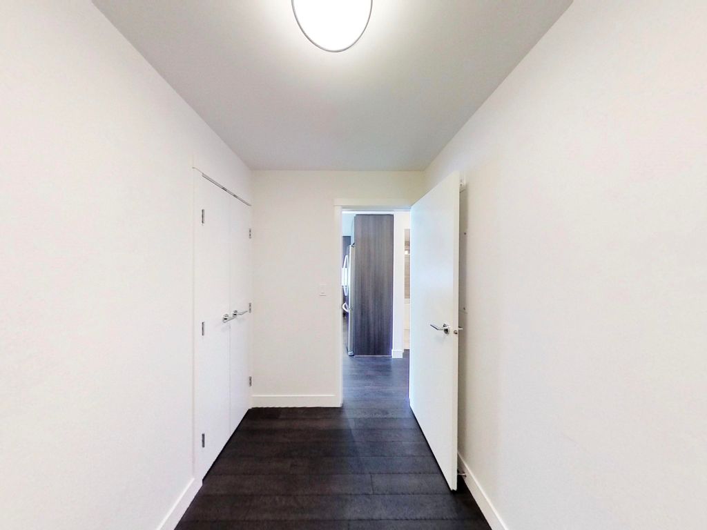 listing image 1108896051224823446