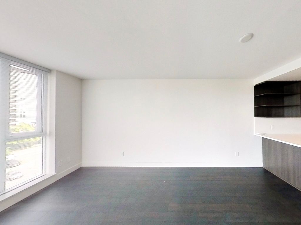 listing image 1106635067248974879