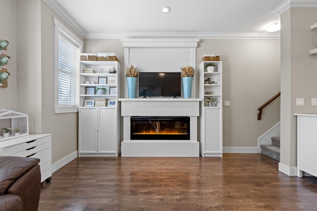 Photo of 33860 Marshall Road #13, Abbotsford, BC V2S 0E8 (MLS # R3113582)