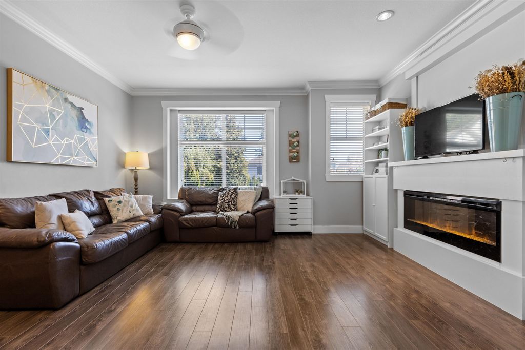 Photo of 33860 Marshall Road #13, Abbotsford, BC V2S 0E8 (MLS # R3113582)