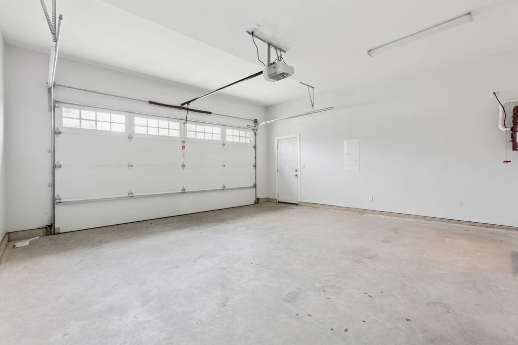 listing image 1106967916084534098