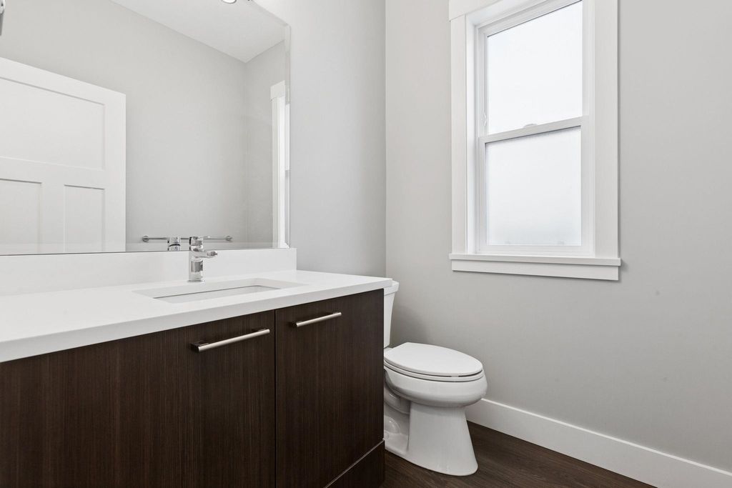 listing image 1105194028490574284