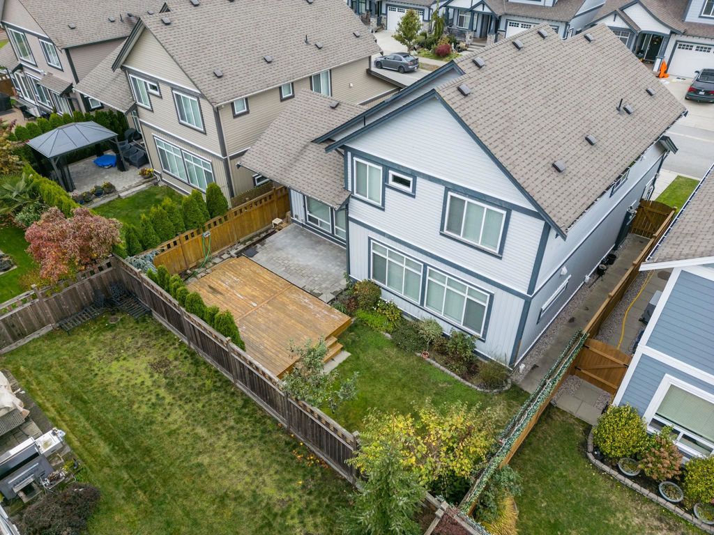 listing image 1101952202629257489