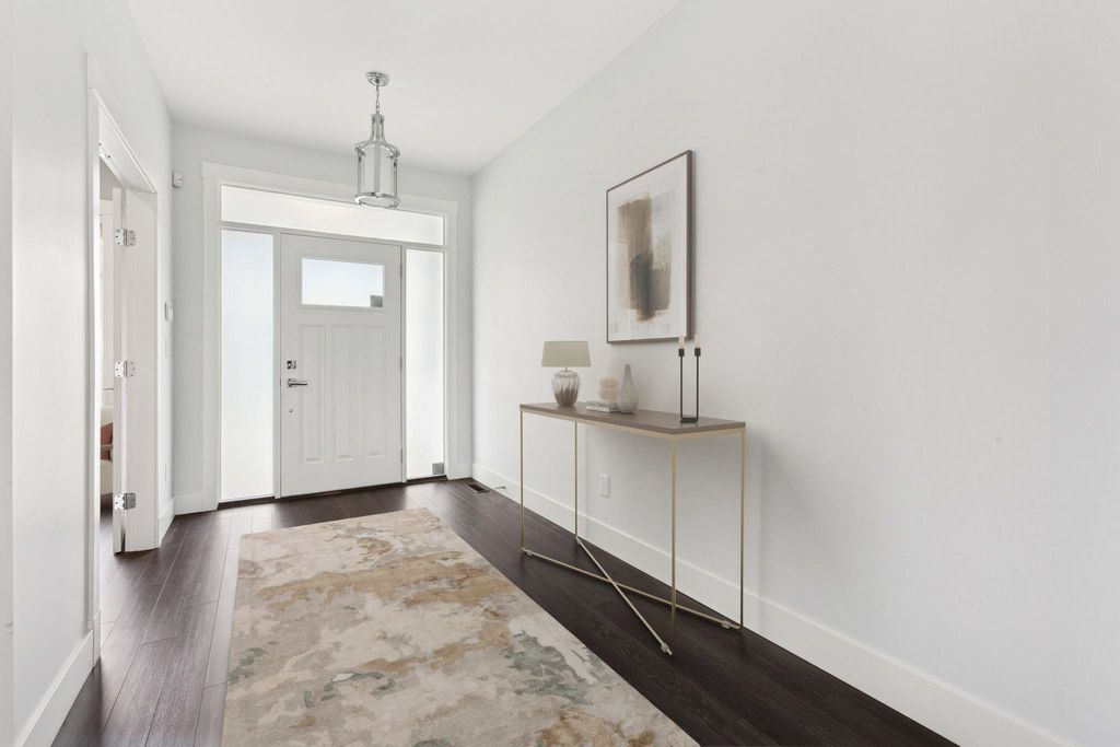 listing image 1101642344599575211