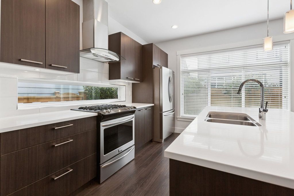 listing image 1108789253773711985