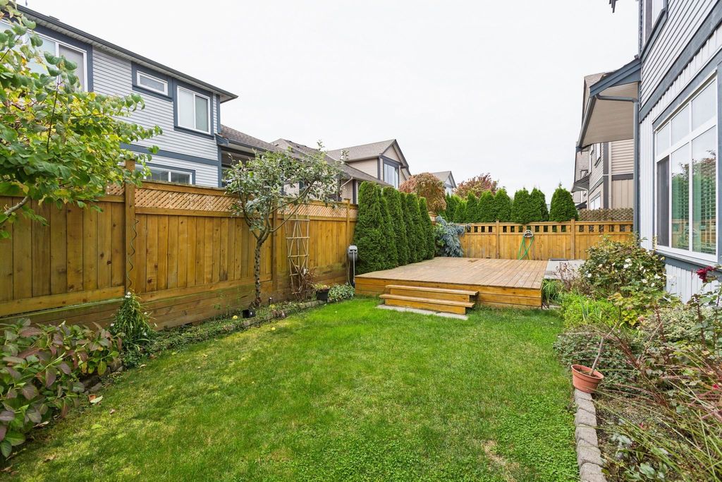 listing image 1104774472889174395