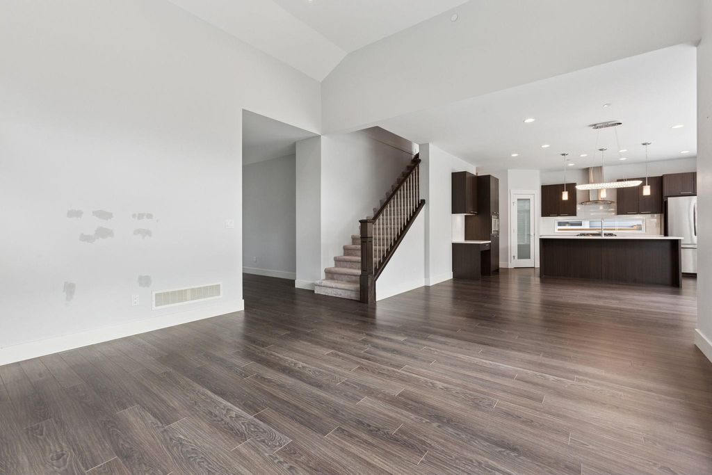 listing image 1100751666839968793