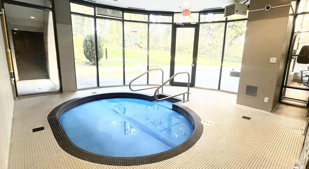 listing image 1104018797187247026