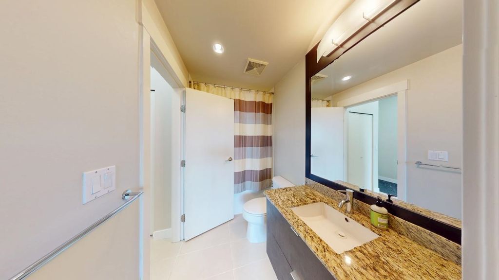 listing image 1105937024154865450