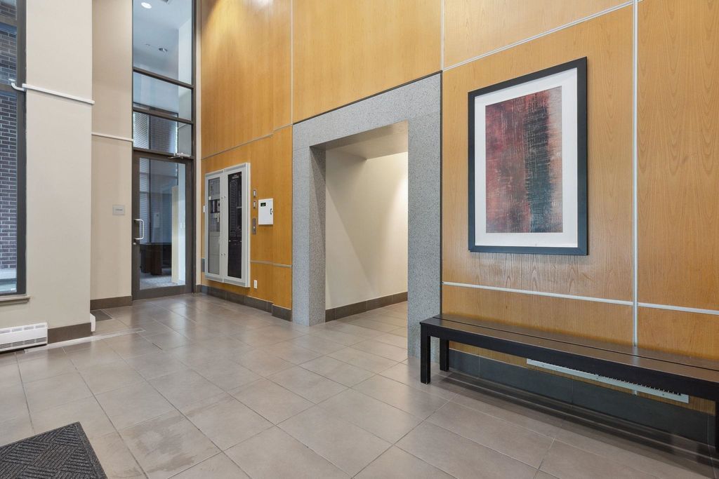 listing image 1101713910759655546